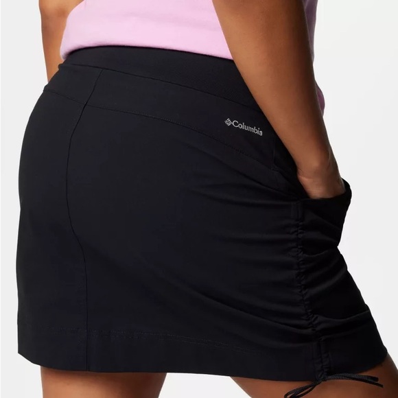 COLUMBIA Omni shade black skort size M NWT - Picture 6 of 7